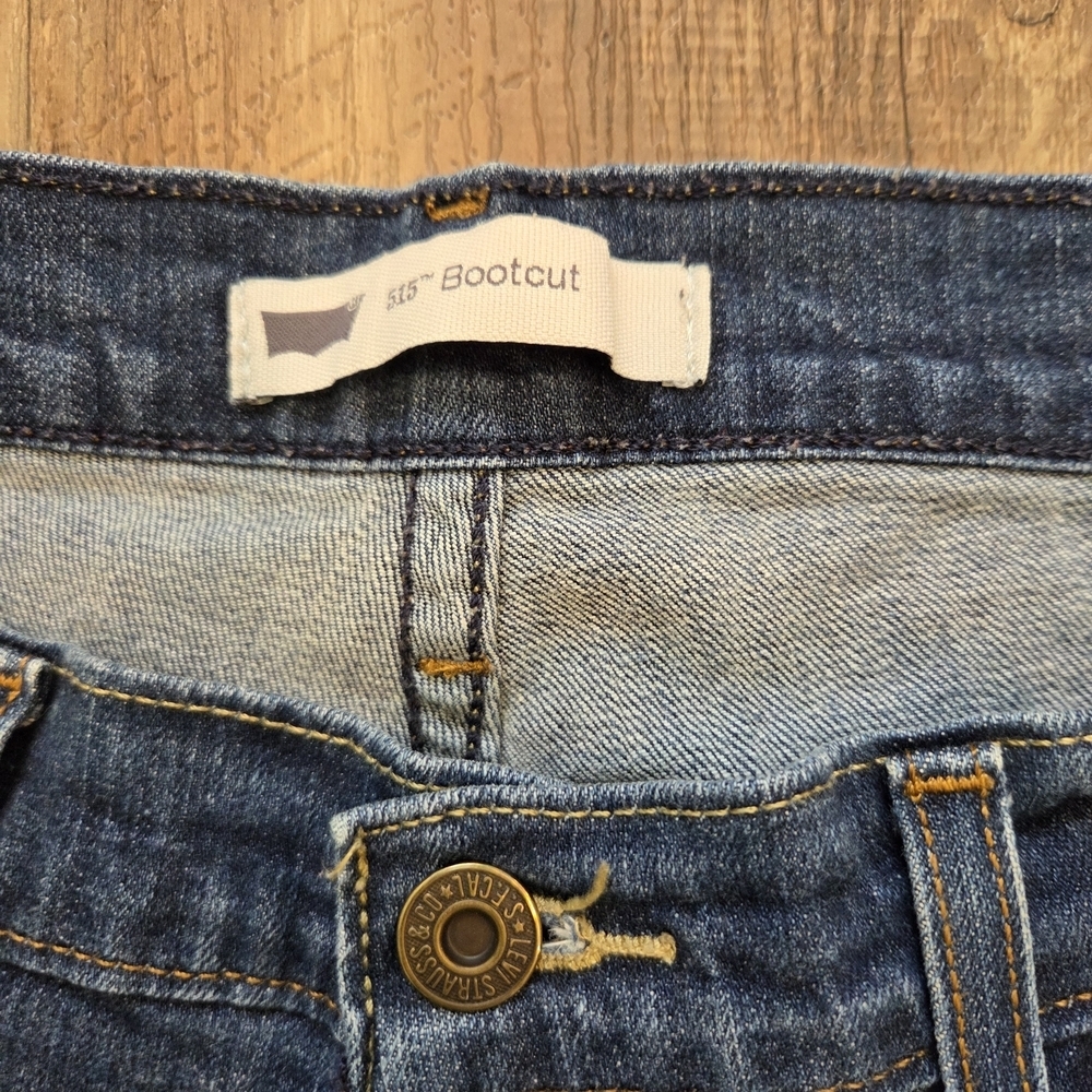 Levi's 515 Bootcut Medium Wash Blue Jeans Women's Size 13 - Picture 2 of 12